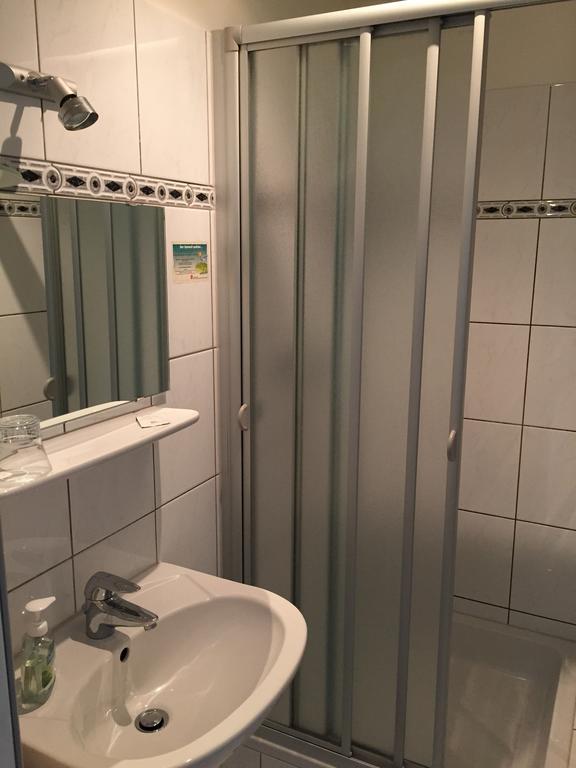 Hotel Restaurant Zagreb 科隆 客房 照片
